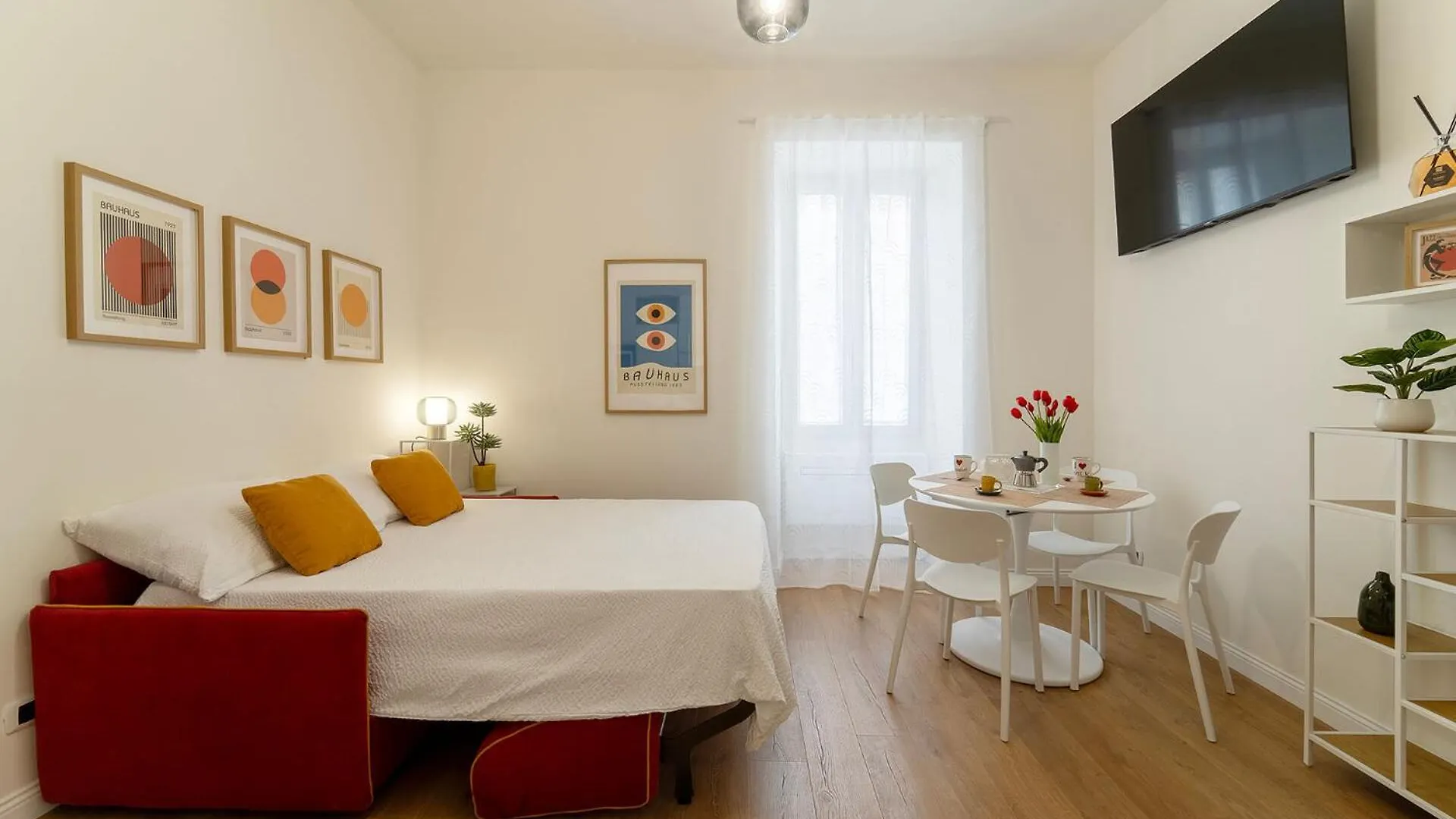 Pictadomus-Albus, Metro Furio Camillo Appartement Rome