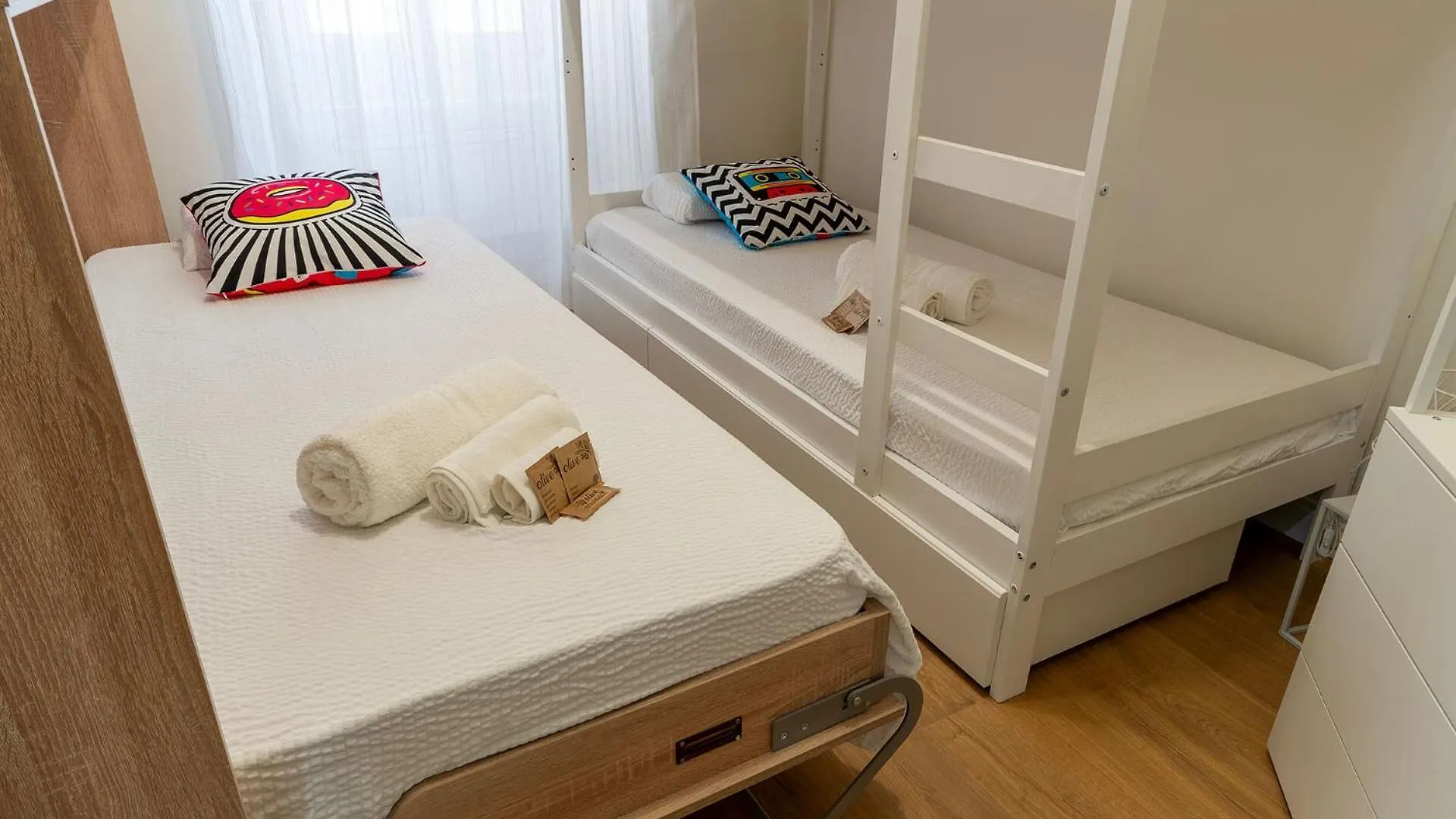 Pictadomus-Albus, Metro Furio Camillo Apartment Rome